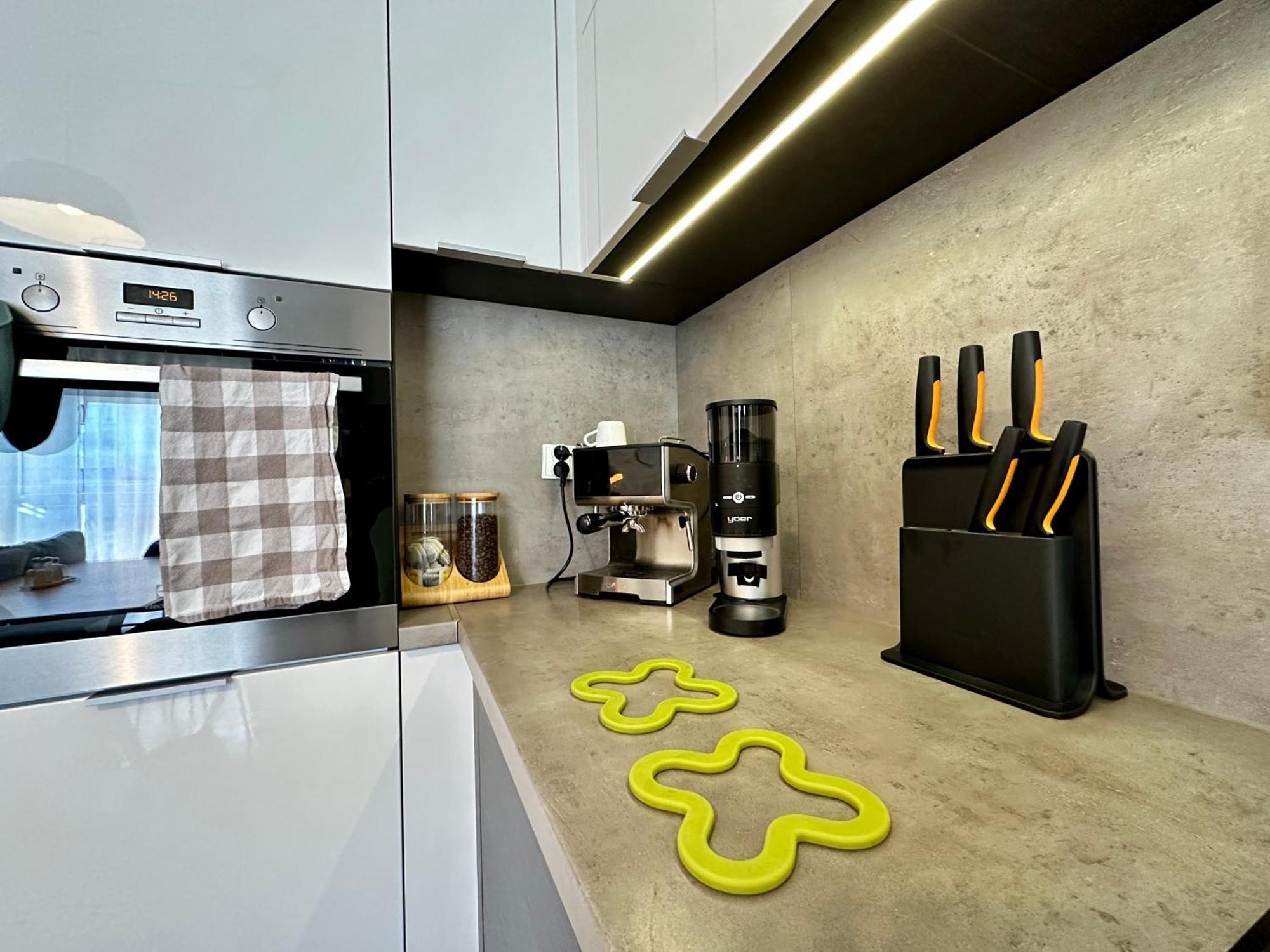 Momoapart - Slowianski Skwer Wroclaw Ngoại thất bức ảnh