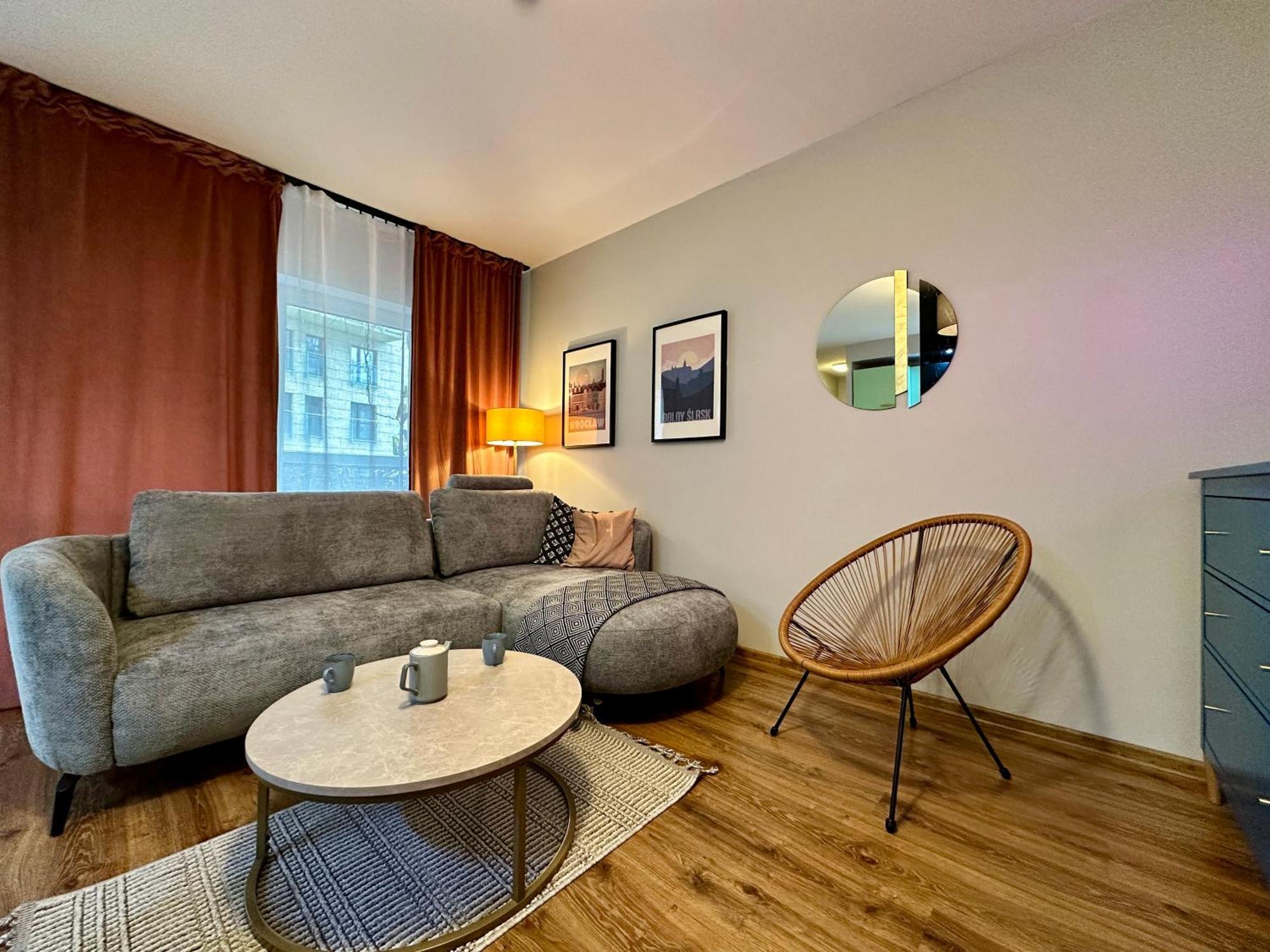 Momoapart - Slowianski Skwer Wroclaw Ngoại thất bức ảnh