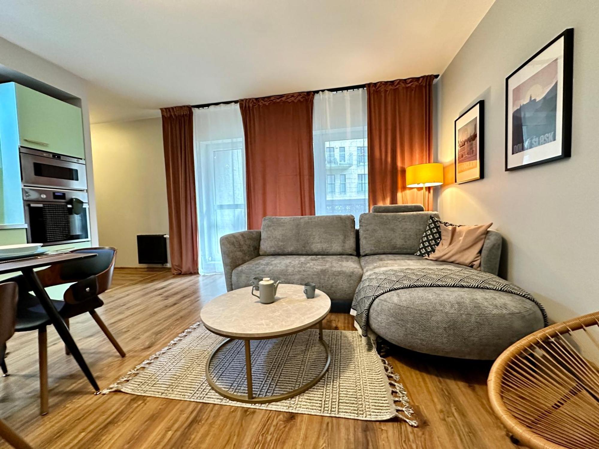 Momoapart - Slowianski Skwer Wroclaw Ngoại thất bức ảnh