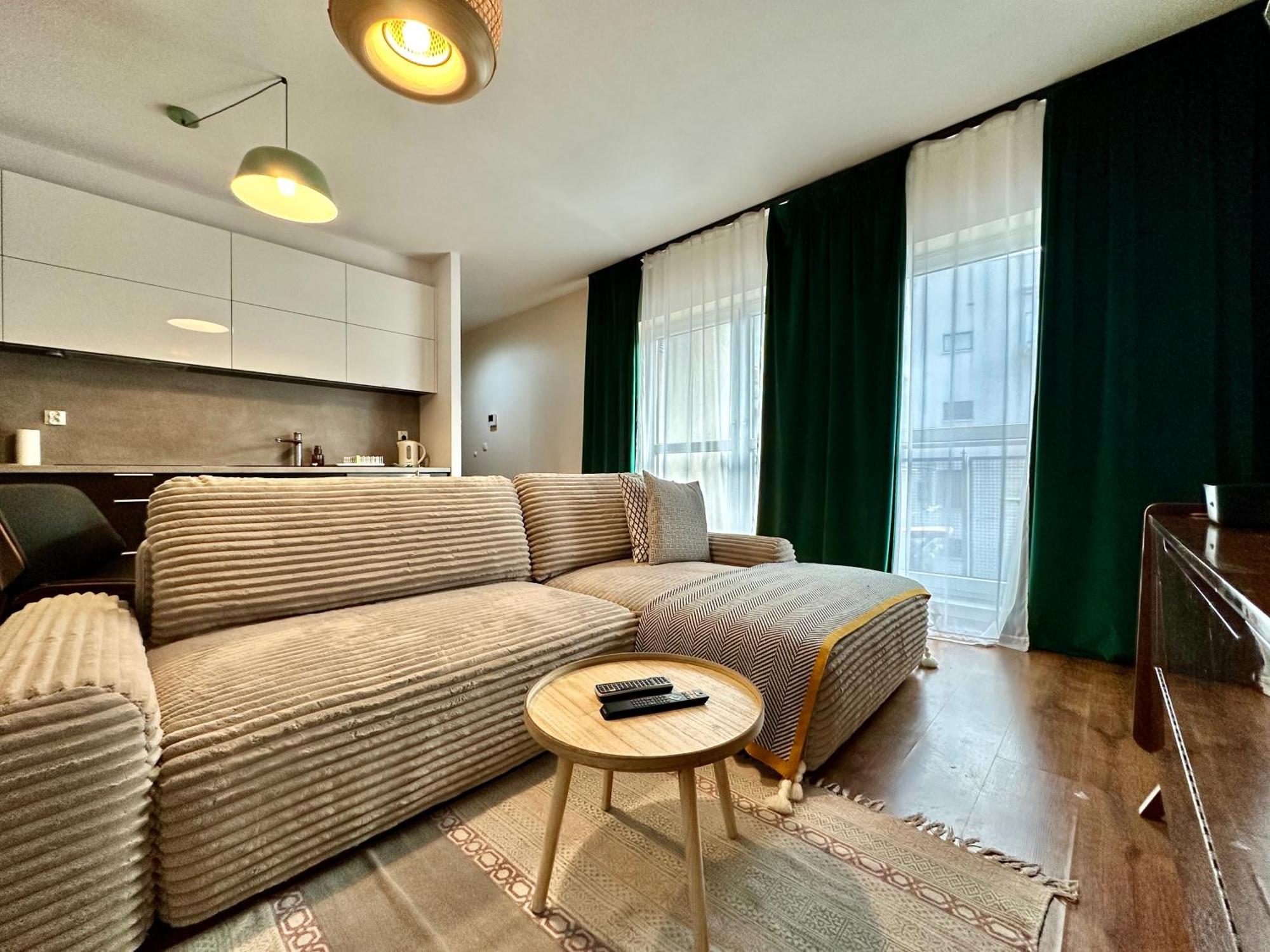 Momoapart - Slowianski Skwer Wroclaw Ngoại thất bức ảnh