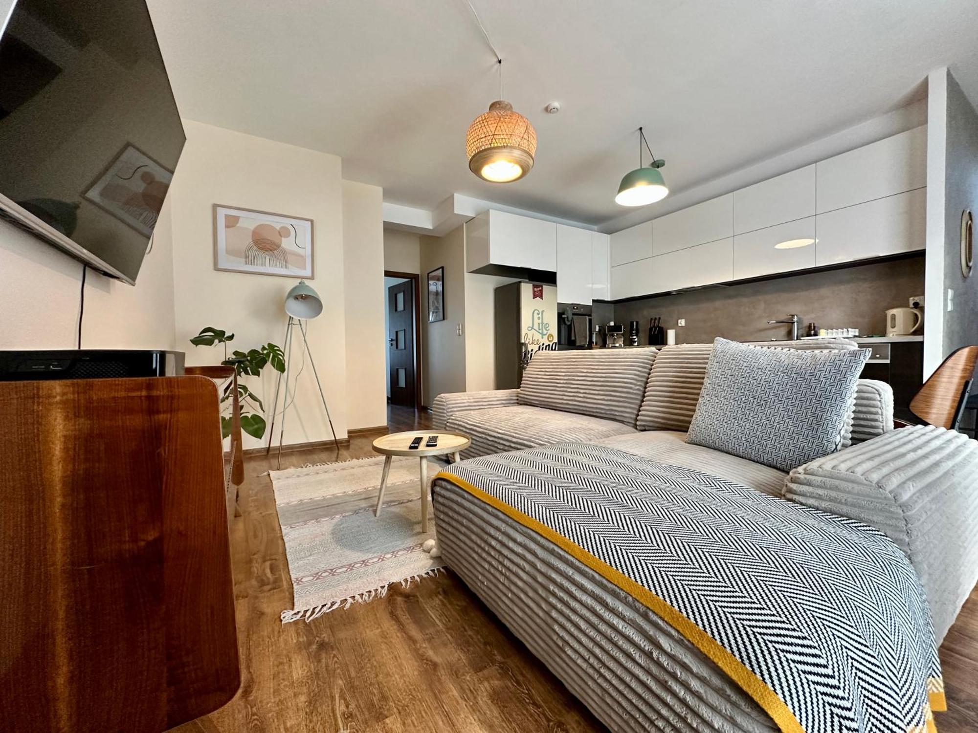 Momoapart - Slowianski Skwer Wroclaw Ngoại thất bức ảnh