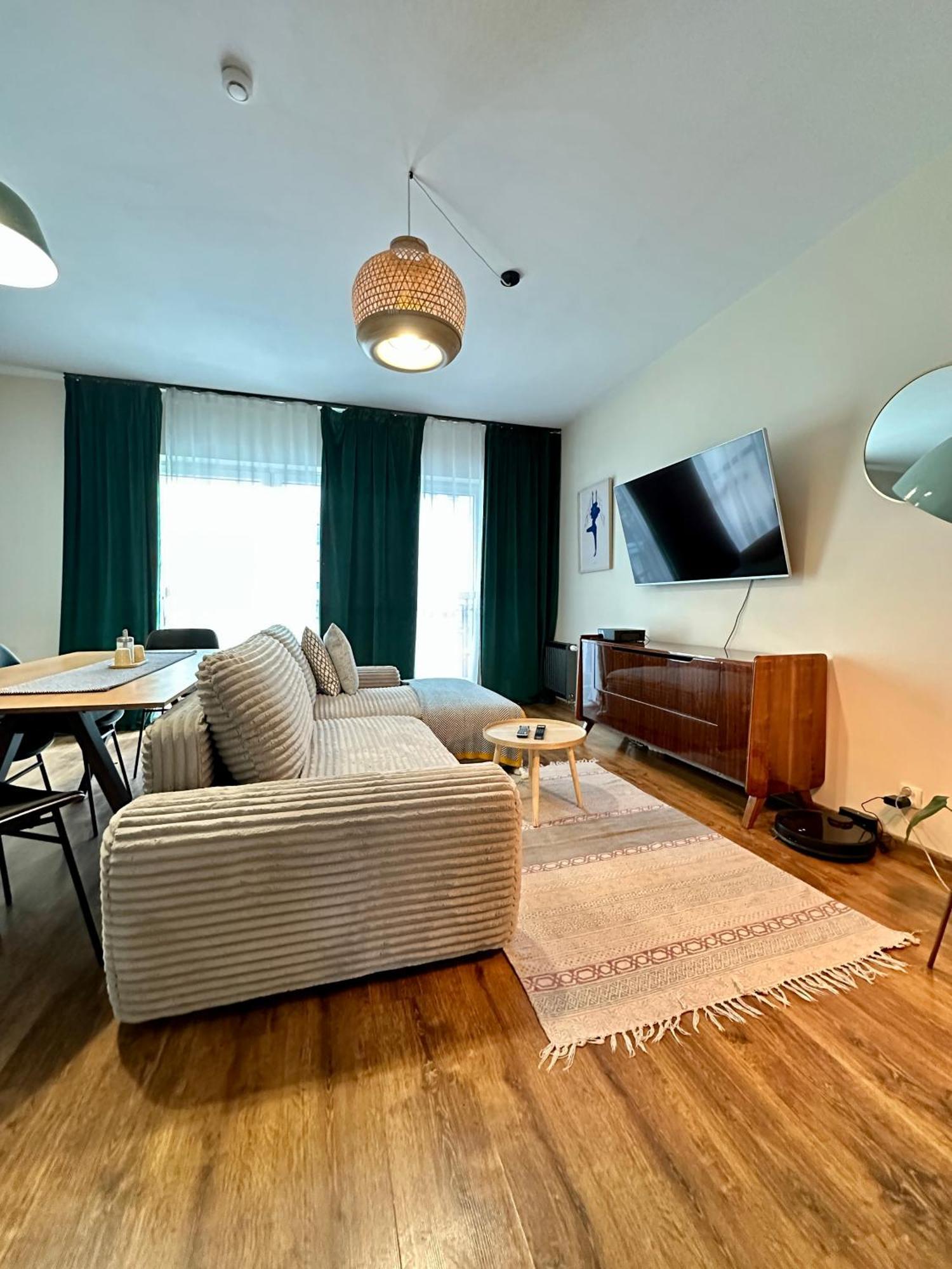Momoapart - Slowianski Skwer Wroclaw Ngoại thất bức ảnh